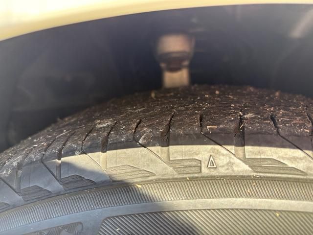 TOYOTA CROWN SEDAN HYBRID 2014 Image 31