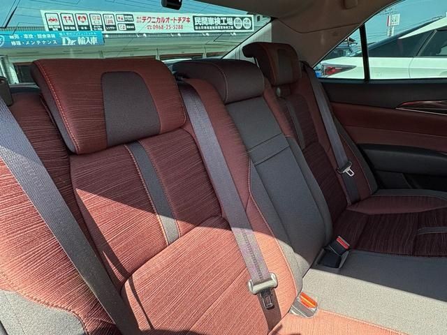 TOYOTA CROWN SEDAN HYBRID 2014 Image 31