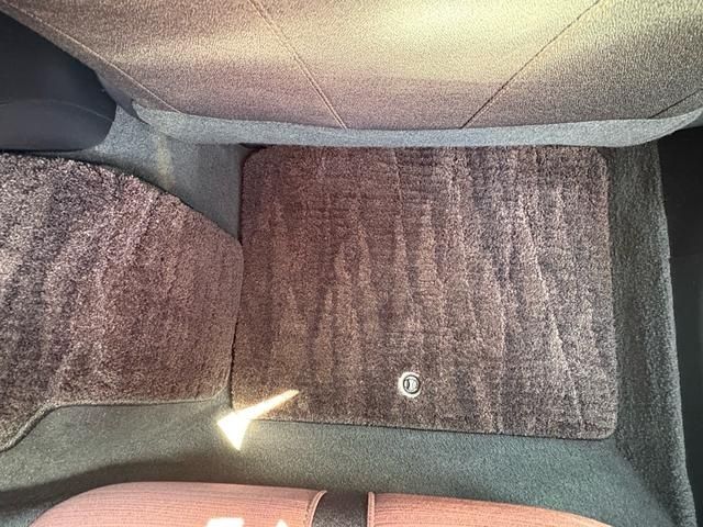 TOYOTA CROWN SEDAN HYBRID 2014 Image 31