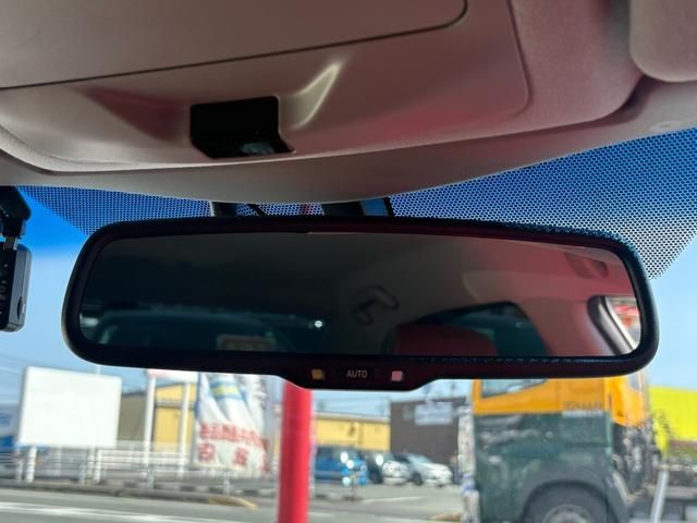 TOYOTA CROWN SEDAN HYBRID 2014 Image 31