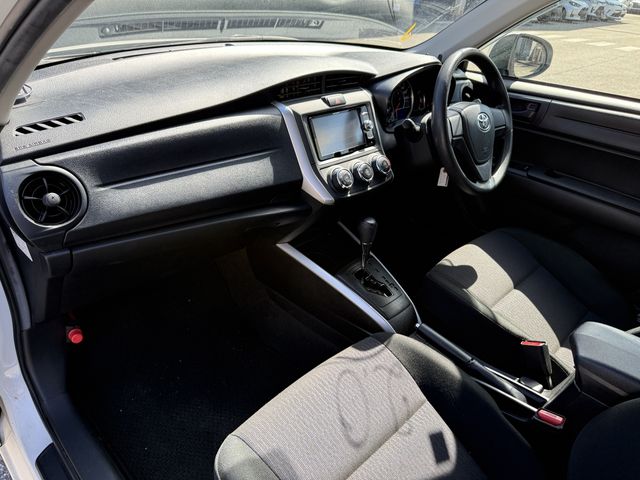 TOYOTA COROLLA FIELDER 4WD 2018 Image 31