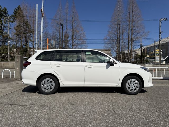 TOYOTA COROLLA FIELDER 4WD 2018 Image 31