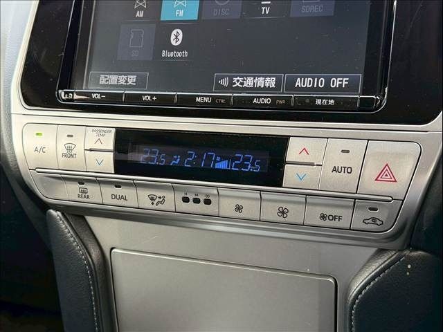 TOYOTA LANDCRUISER PRADO 2018 Image 31