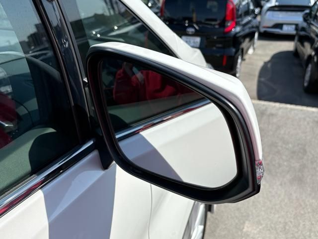 TOYOTA VELLFIRE 2018 Image 31