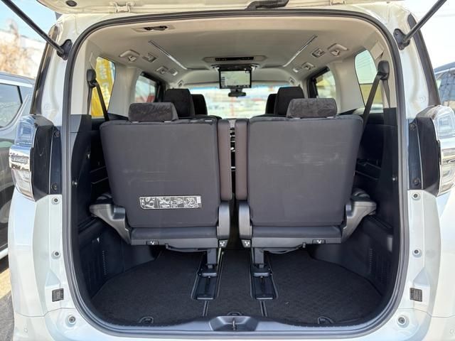 TOYOTA VELLFIRE 2018 Image 31