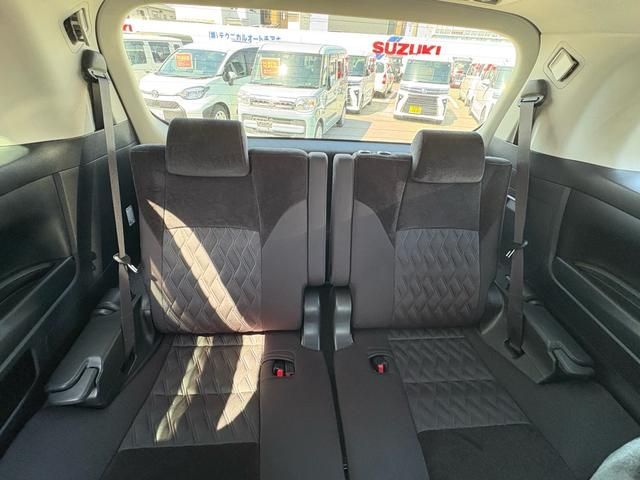 TOYOTA VELLFIRE 2018 Image 31