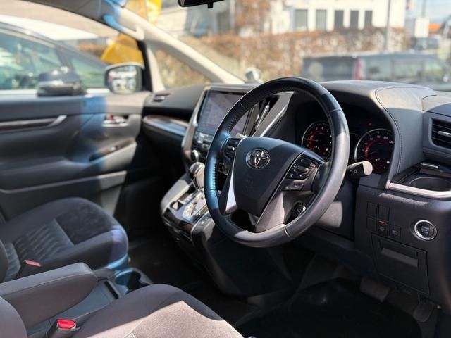 TOYOTA VELLFIRE 2018 Image 31