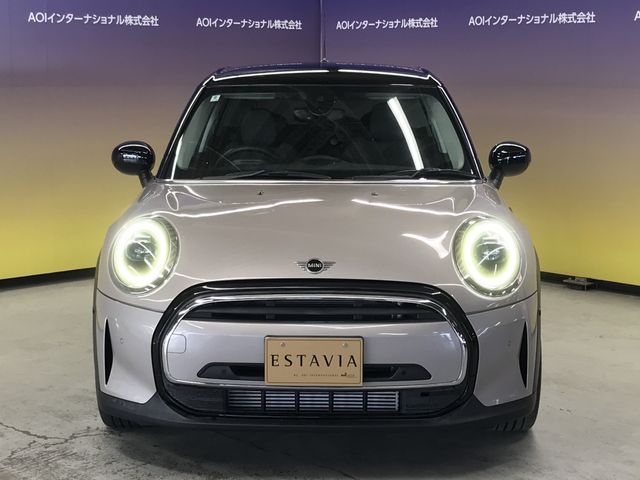 BMW MINI COOPER D 5DOOR 2022 Image 31