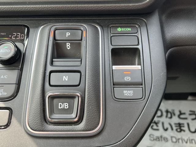 HONDA STEPWAGON E:HEV 2025 Image 31