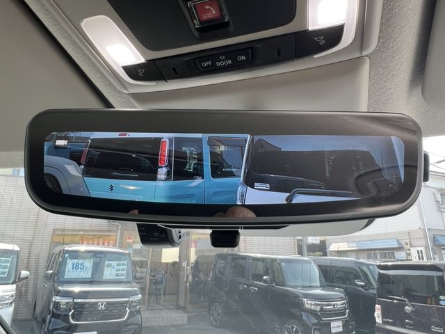 HONDA STEPWAGON E:HEV 2025 Image 31