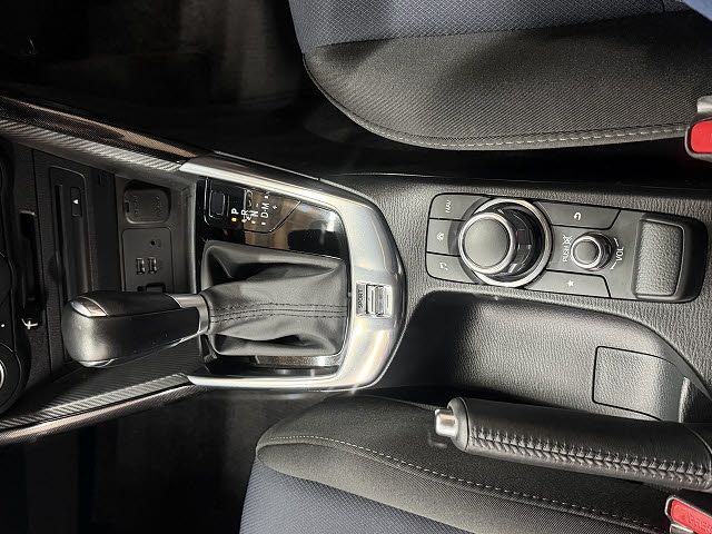 MAZDA DEMIO 2015 Image 31