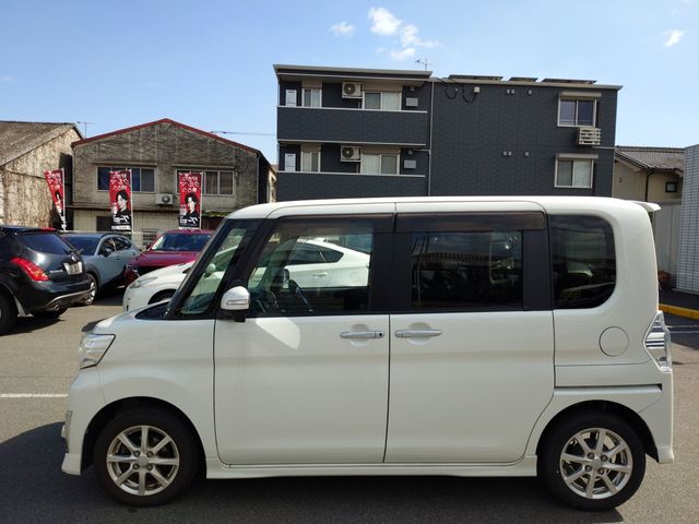 DAIHATSU TANTO CUSTOM 2014 Image 31