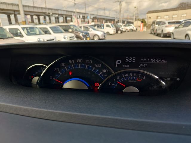 DAIHATSU TANTO CUSTOM 2014 Image 31