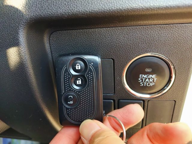 DAIHATSU TANTO CUSTOM 2014 Image 31