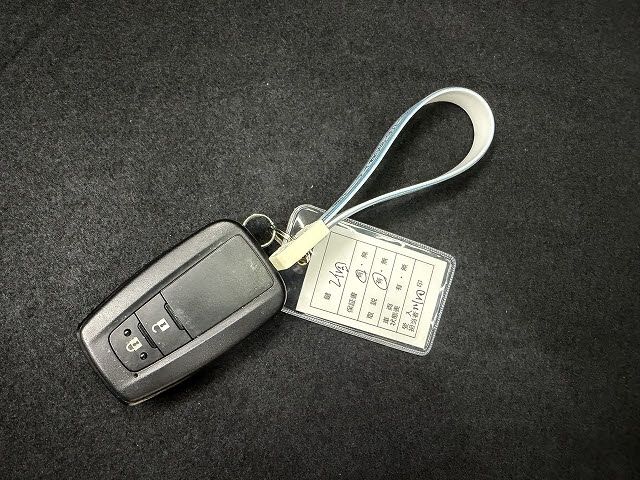 TOYOTA PRIUS 2017 Image 31