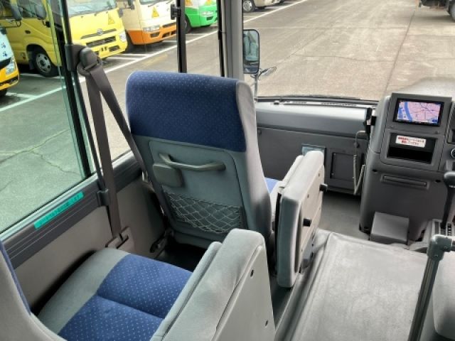 NISSAN CIVILIAN 2012 Image 31