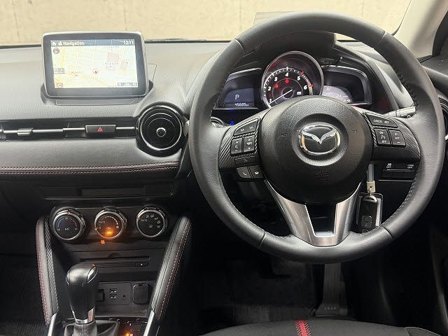 MAZDA DEMIO 2015 Image 31