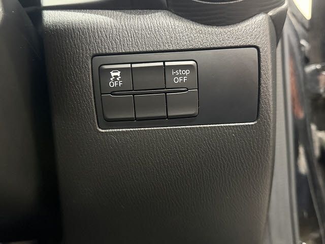 MAZDA DEMIO 2015 Image 31