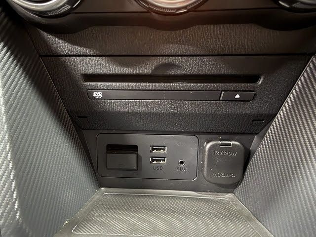 MAZDA DEMIO 2015 Image 31