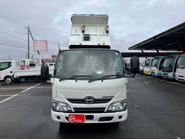 HINO DUTRO 2017 Image 31