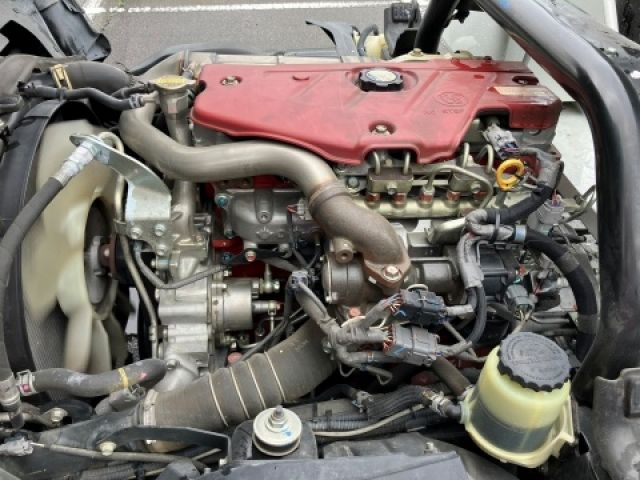 HINO DUTRO 2017 Image 31