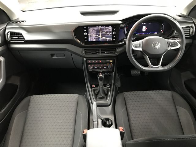 VOLKSWAGEN T-CROSS 2021 Image 31