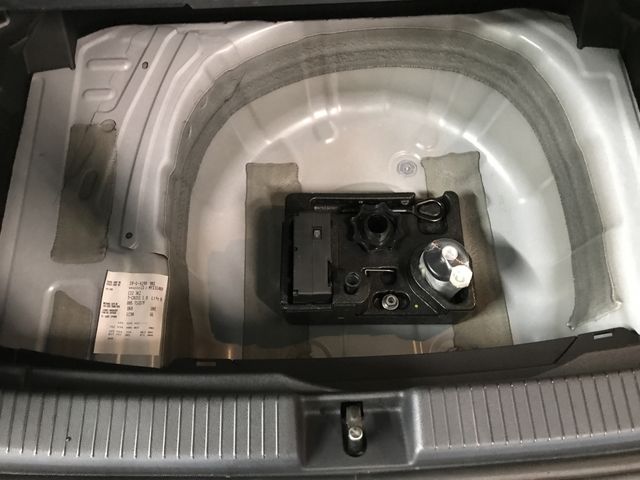 VOLKSWAGEN T-CROSS 2021 Image 31