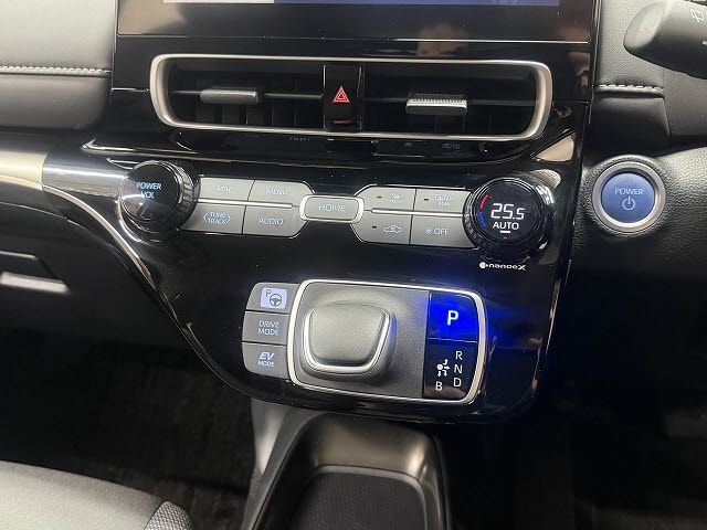 TOYOTA AQUA 2022 Image 31