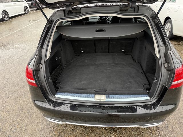 MERCEDES BENZ C CLAS 2014 Image 31