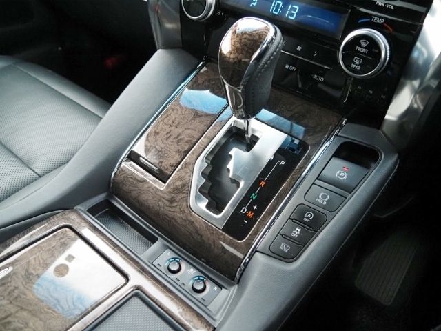 TOYOTA ALPHARD 4WD 2023 Image 31