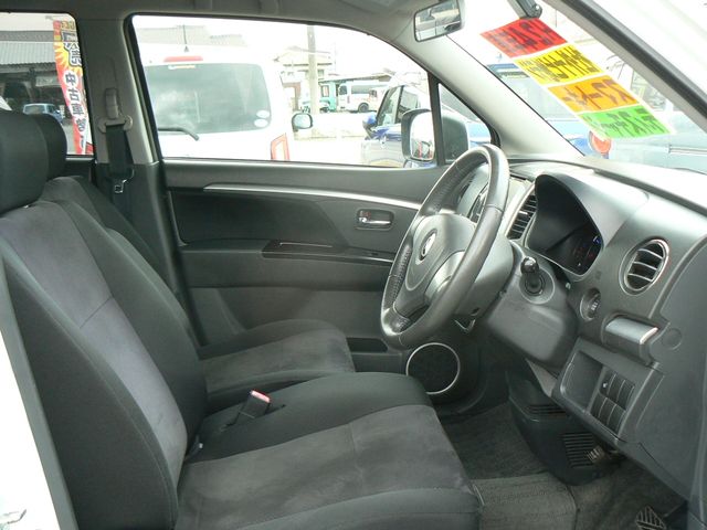 MAZDA AZ-WAGON 2012 Image 31