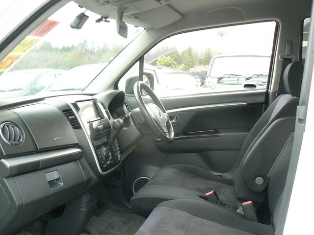 MAZDA AZ-WAGON 2012 Image 31