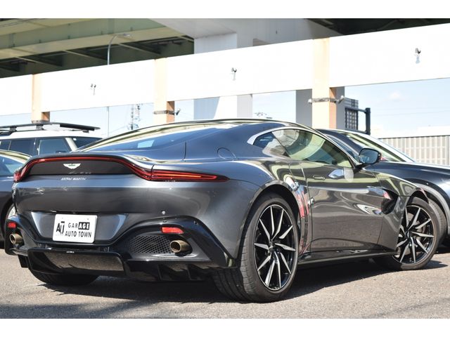 ASTON MARTIN ASTON MARTIN 2019 Image 31