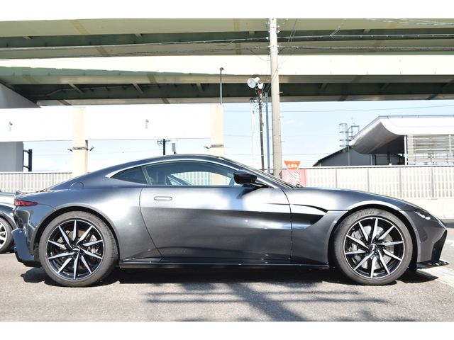 ASTON MARTIN ASTON MARTIN 2019 Image 31