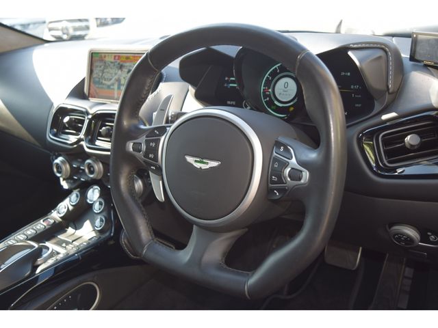 ASTON MARTIN ASTON MARTIN 2019 Image 31