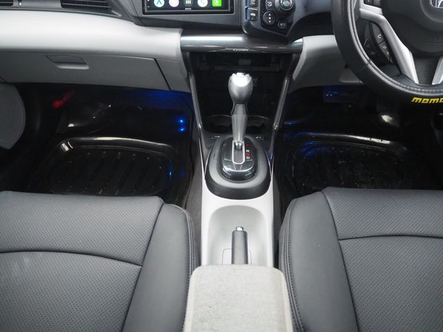 HONDA CR-Z 2010 Image 31