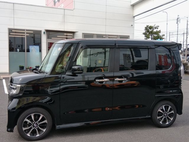 HONDA N BOX CUSTOM 2018 Image 31