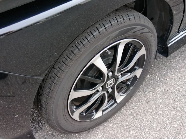 HONDA N BOX CUSTOM 2018 Image 31