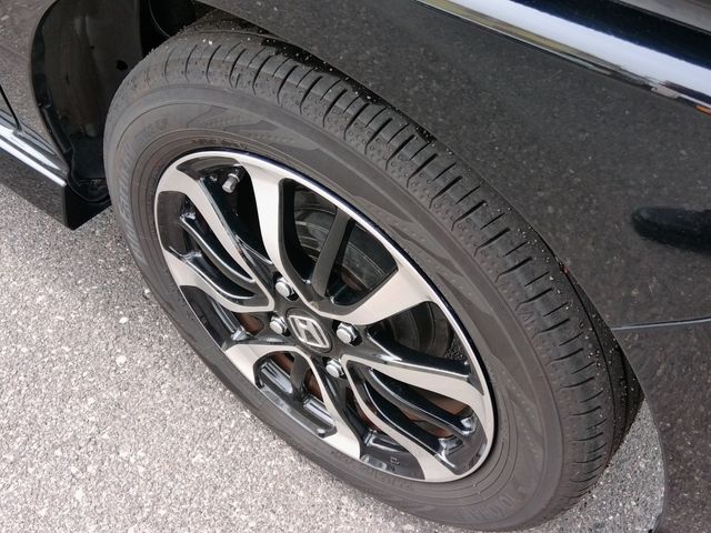 HONDA N BOX CUSTOM 2018 Image 31