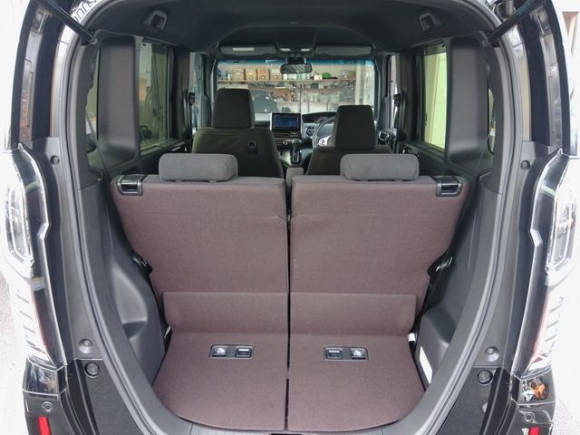 HONDA N BOX CUSTOM 2018 Image 31