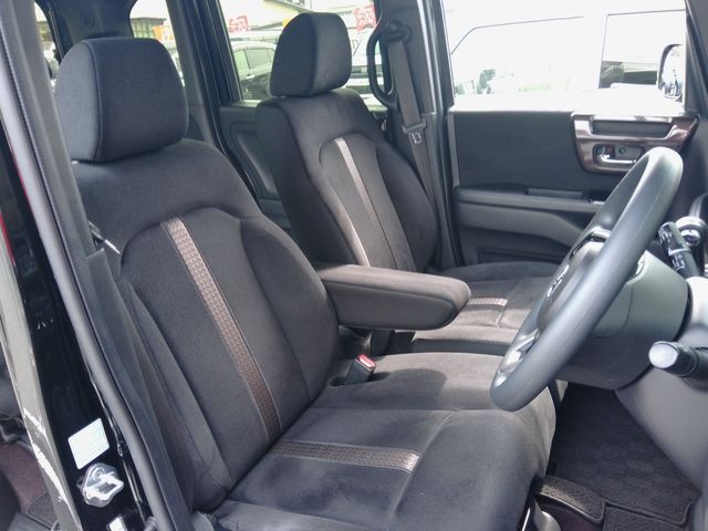 HONDA N BOX CUSTOM 2018 Image 31