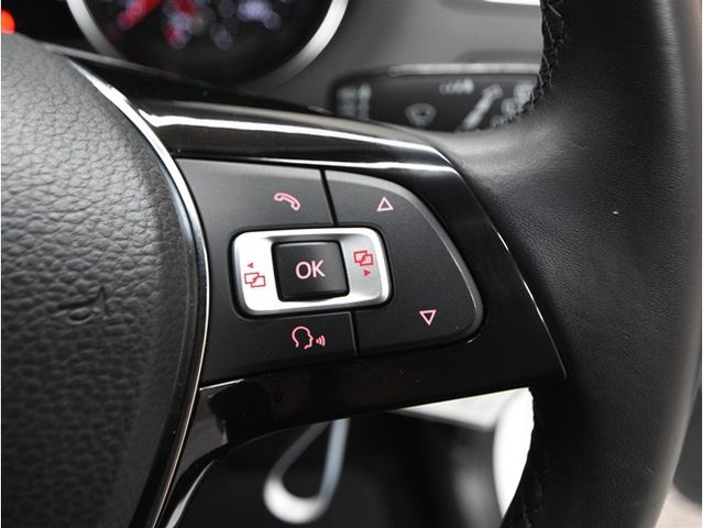 VOLKSWAGEN POLO 2016 Image 31