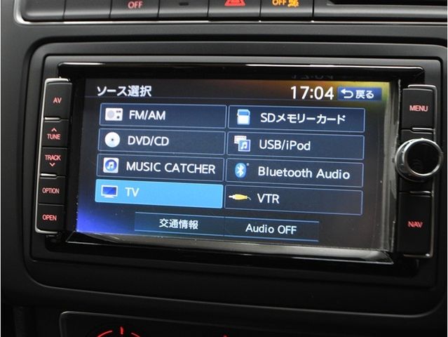 VOLKSWAGEN POLO 2016 Image 31