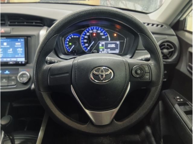 TOYOTA COROLLA FIELDER HYBR 2019 Image 31