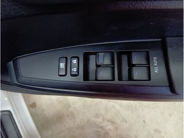 TOYOTA COROLLA FIELDER HYBR 2019 Image 31