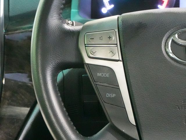 TOYOTA VELLFIRE 2013 Image 31