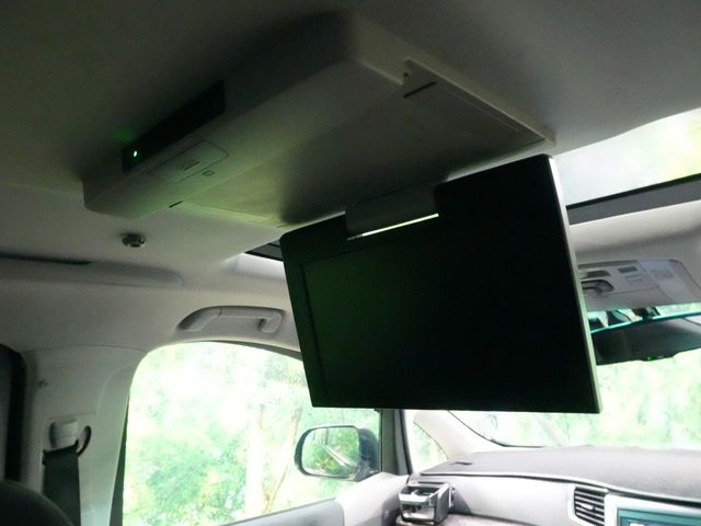 TOYOTA VELLFIRE 2013 Image 31