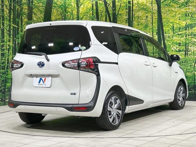 TOYOTA SIENTA HYBRID 2019 Image 31