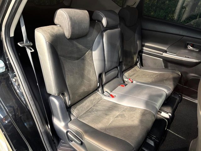 TOYOTA PRIUS ALPHA 2015 Image 31