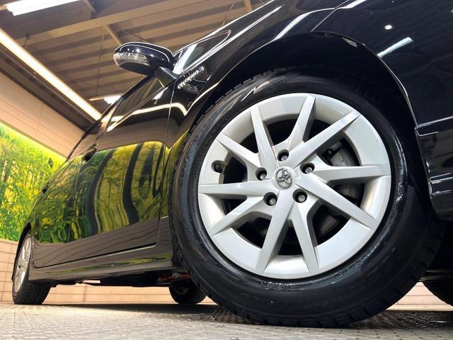 TOYOTA PRIUS ALPHA 2015 Image 31